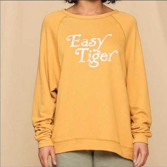 Easy Tiger sweatshirt in mustard yellow - Picture 5 of 6